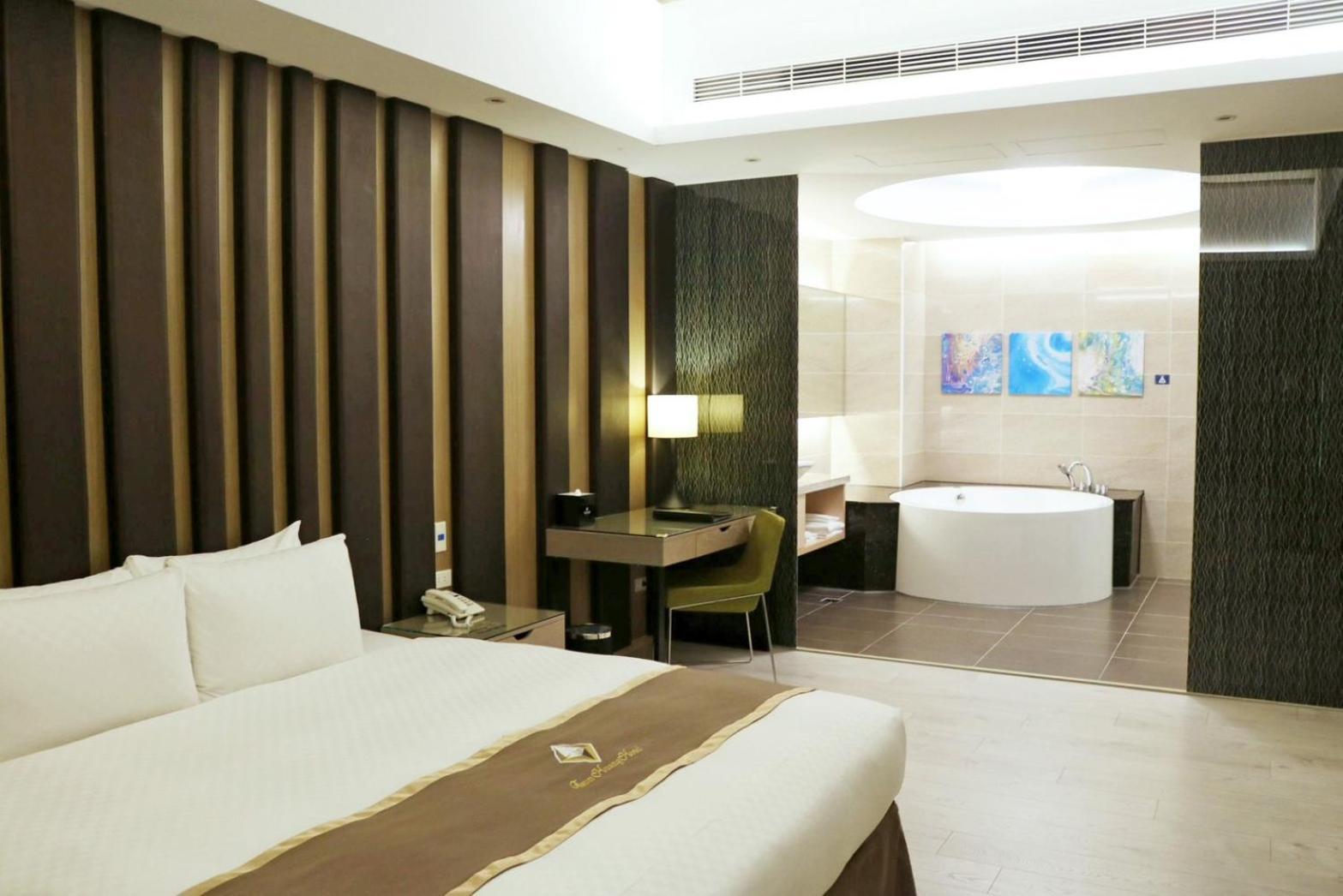 Tsun Huang Hotel Città di Chiayi Camera foto