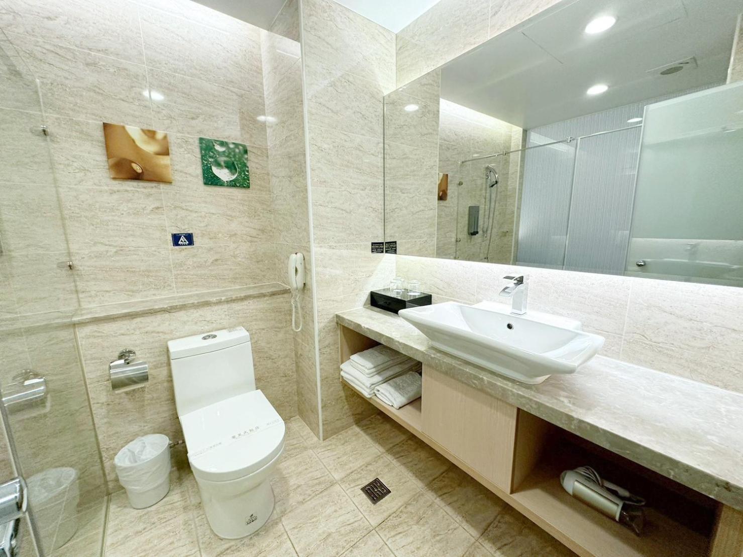 Tsun Huang Hotel Città di Chiayi Camera foto